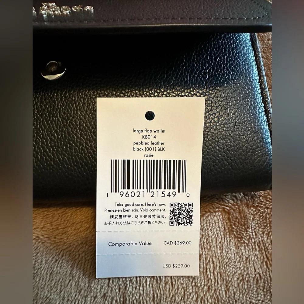 KATE SPADE - LARGE PEBBLED LEATHER WALLET - NWT